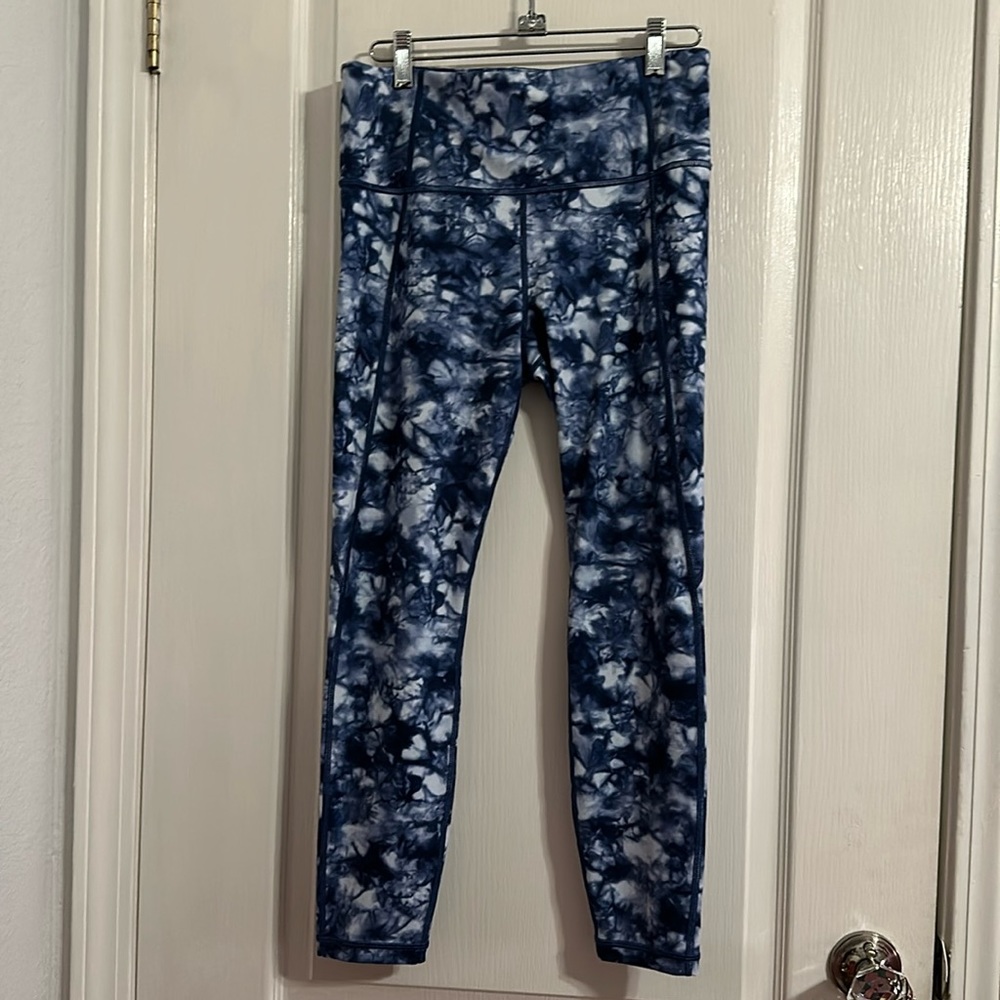 Athleta Powervita Tie Dye 7/8 Tight Leggings